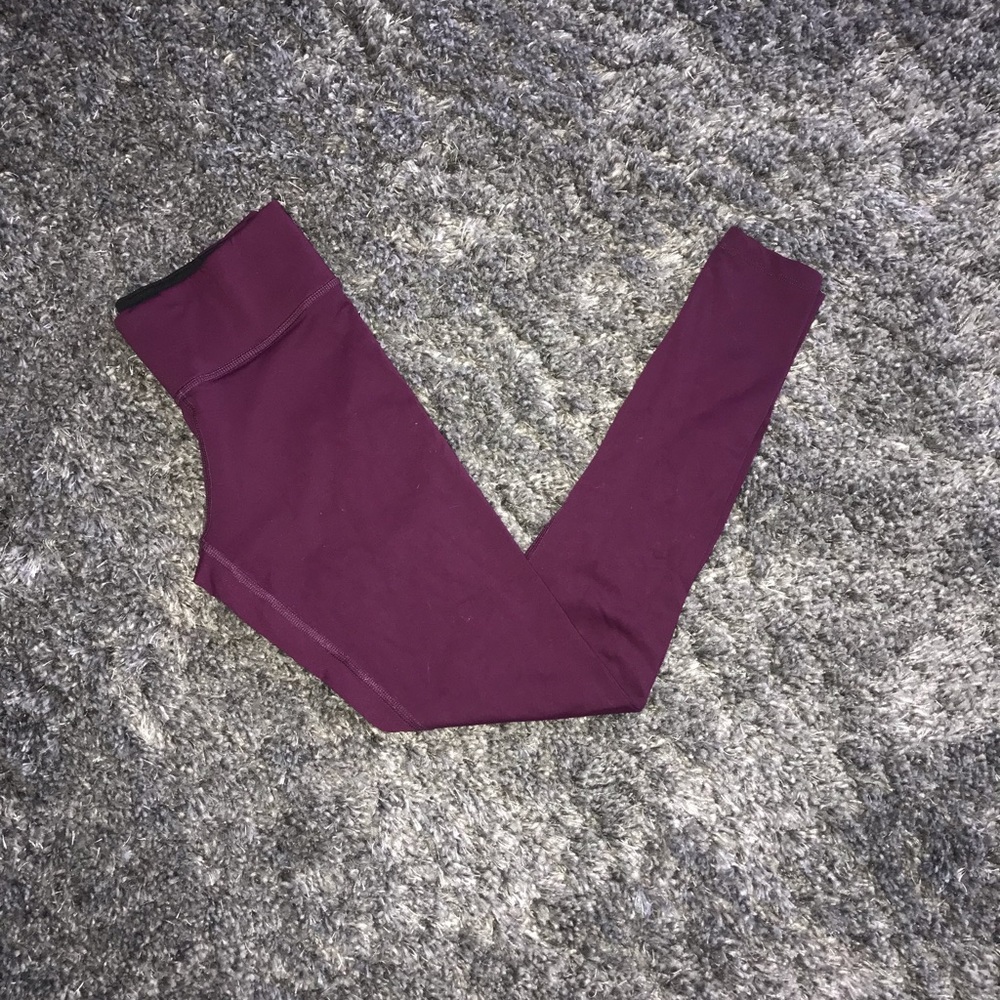 Victoria’s Secret PINK Maroon Ultimate Leggings
